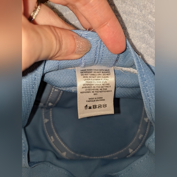 NWOT - XS/S - Aritzia - TNA Terry Cloth Bucket Hat in Light Blue - Picture 5 of 7